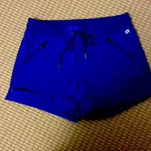 GapFit shorts sz S